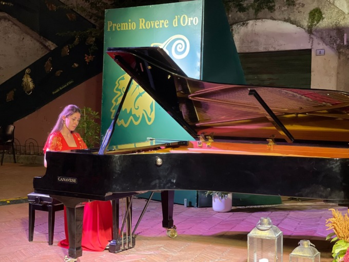 Giulia Toniolo ha vinto il Rovere d’Oro di San Bartolomeo al Mare
