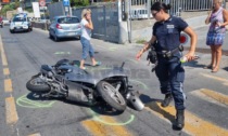 Schianto auto e moto in corso Mazzini a Sanremo, ferito un uomo
