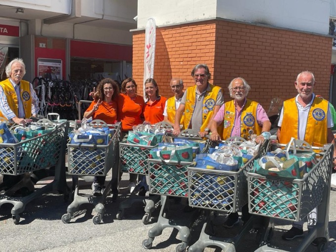 Il Lions Sanremo Host dona cibo alle famiglie bisognose di San Rocco