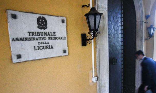 Tar bacchetta Scullino su spiaggia libera Libeccio