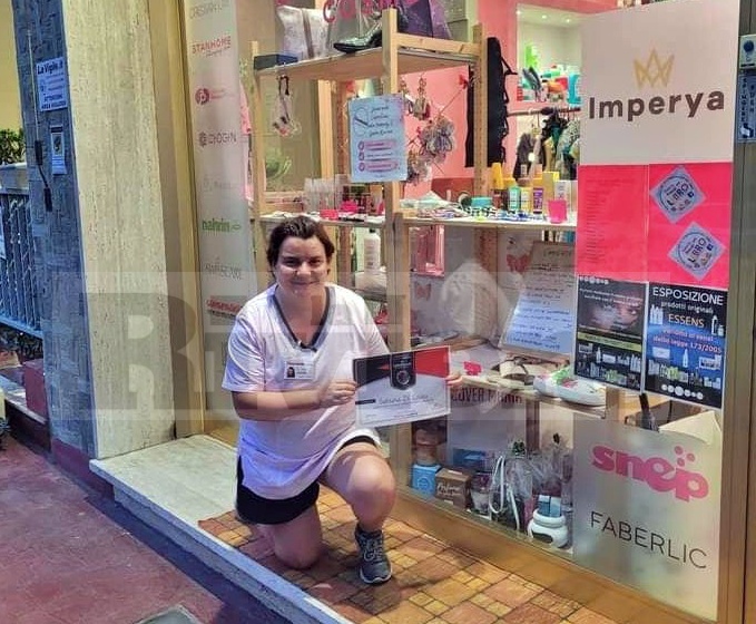 Estetista denuncia cliente per la recensione diffamante su Google e Facebook