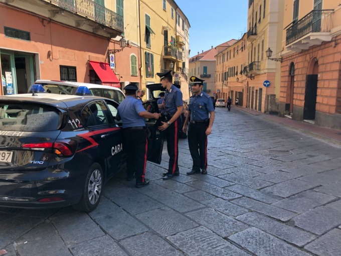 Lite finisce con un accoltellamento a Imperia