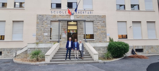 Il sindaco Biancheri alle Asquasciati per il primo giorno di scuola