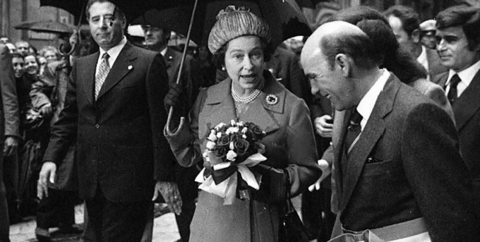 La visita della Regina a Genova nel ricordo del Presidente Toti