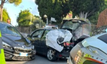 Schianto frontale a Bordighera: 3 feriti, forse causato da auto in avaria