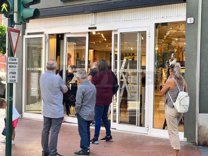 Tentato furto con scasso all’Oviesse di Ventimiglia, ladri fermati dai carabinieri