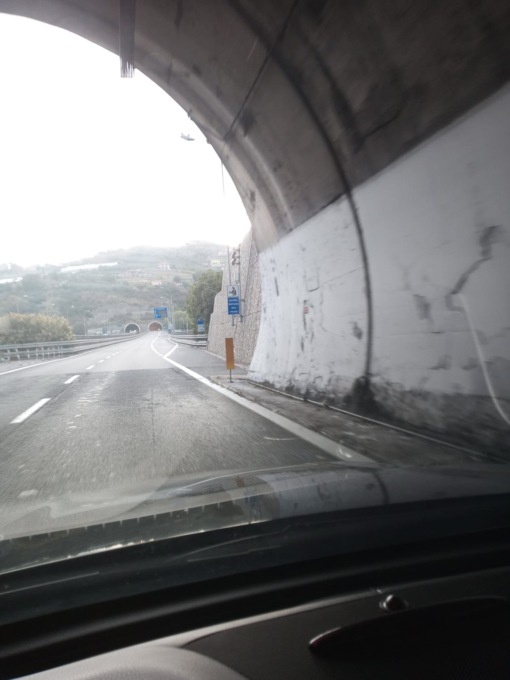 “Multe, se proprio dovete farle almeno mandatele via PEC”
