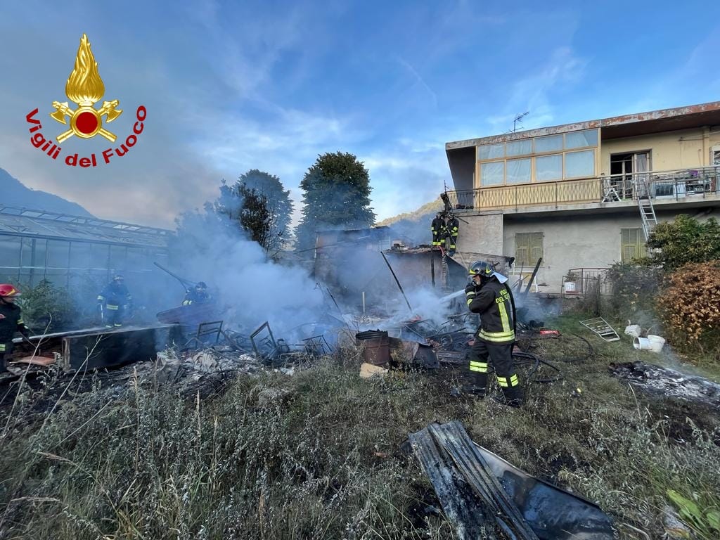 Incendio baracca frazione Trucco Ventimiglia2