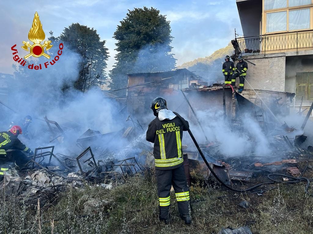 Incendio baracca frazione Trucco Ventimiglia3