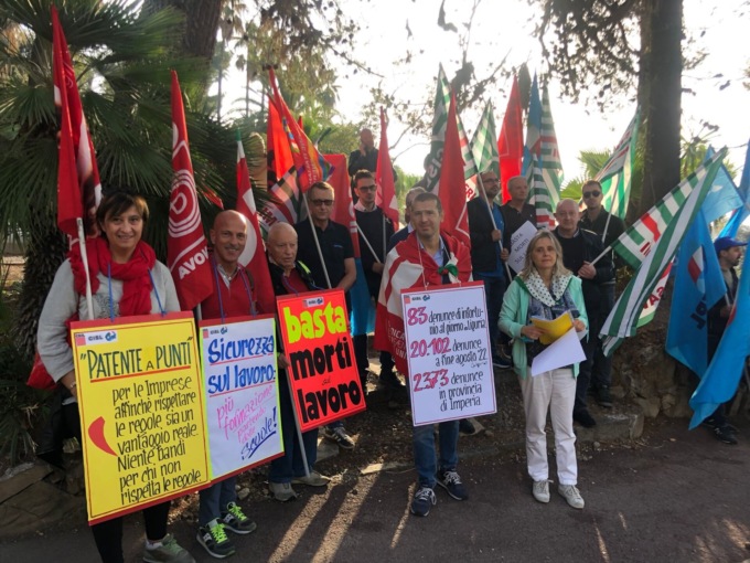 Presidio dei sindacati per la sicurezza sul lavoro: “83 denunce di infortunio al giorno”