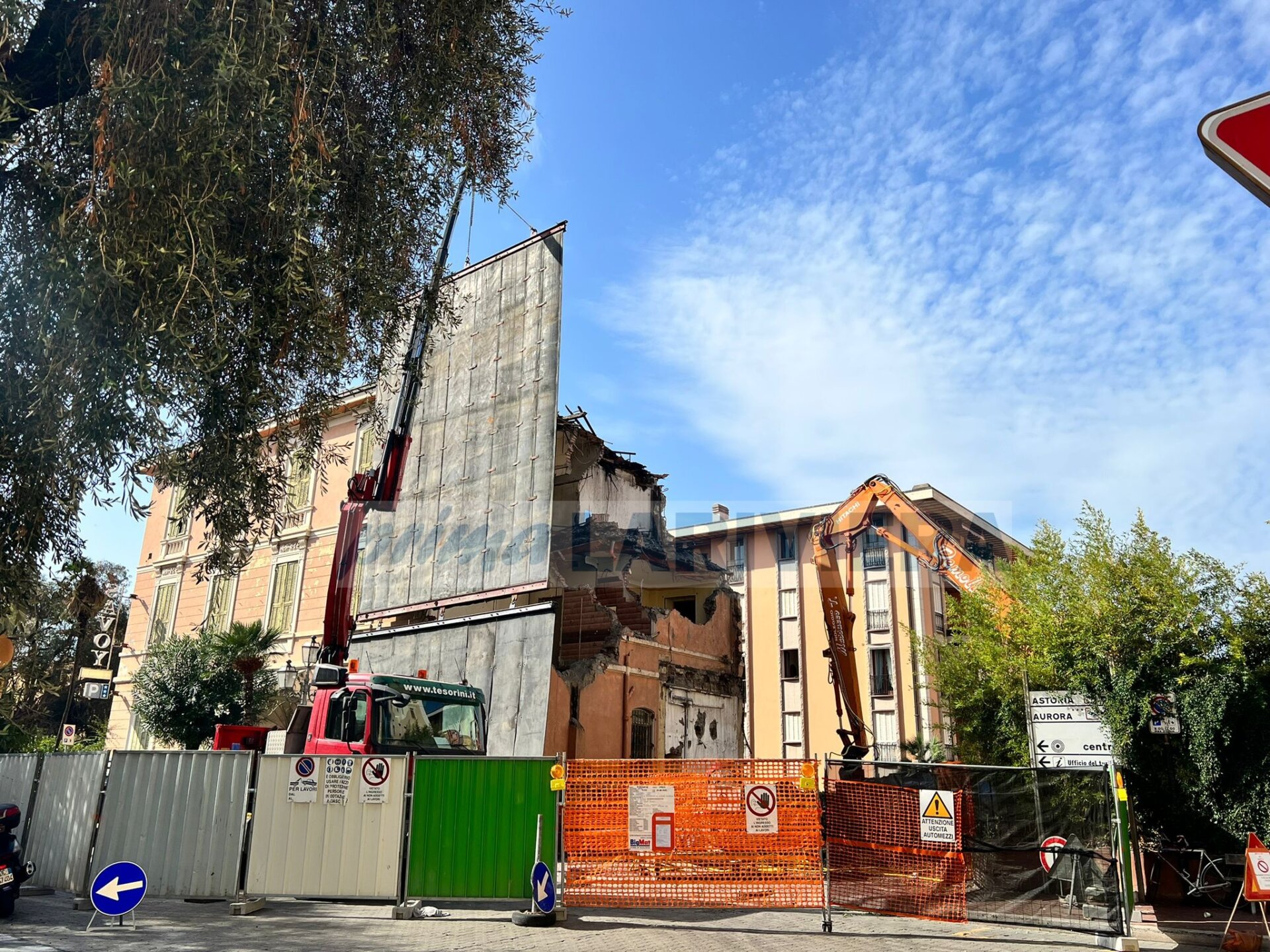 bordighera ex hotel savoy corso italia demolizione costruzione lavori