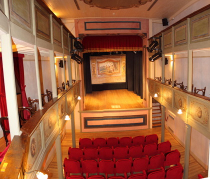 Dicembre di spettacoli al Teatro Salvini: commedie, teatro canzone e concerto di Natale