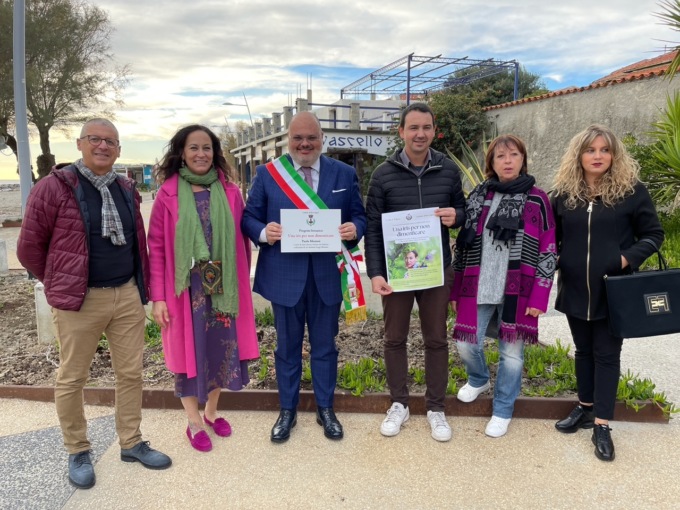 Femminicidio, Riva Ligure aderisce a “Una Iris per non dimenticare”