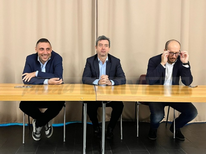Il parlamentare Orlando (PD) incontra amministratori e sostenitori a Camporosso