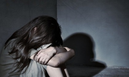 Cyberbullismo, sextorsion e abusi in aumento nel report sui minori