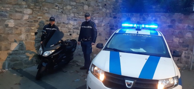 Azione della Polizia di Stato nella sede dell’ex tennis club di Peglia