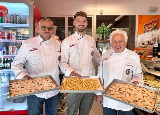 Feste di Natale, in tavola serve pasta fresca fatta in casa
