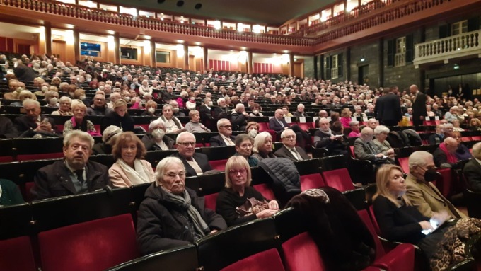 Carlo Felice: una festa per i 500 nuovi “Sposi d’oro”