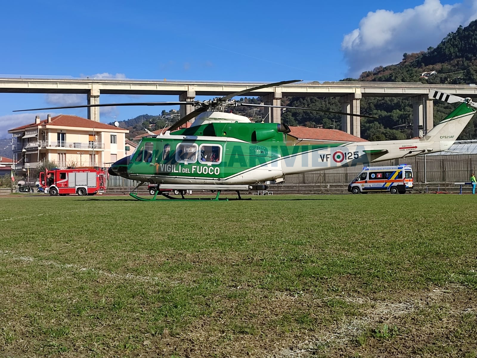 elicottero vigili del fuoco campo zaccari vallecrosia camporosso_03