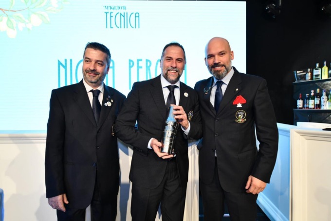 Barman sanremese Nicola Perotti premiato alla finale nazionale di cocktail
