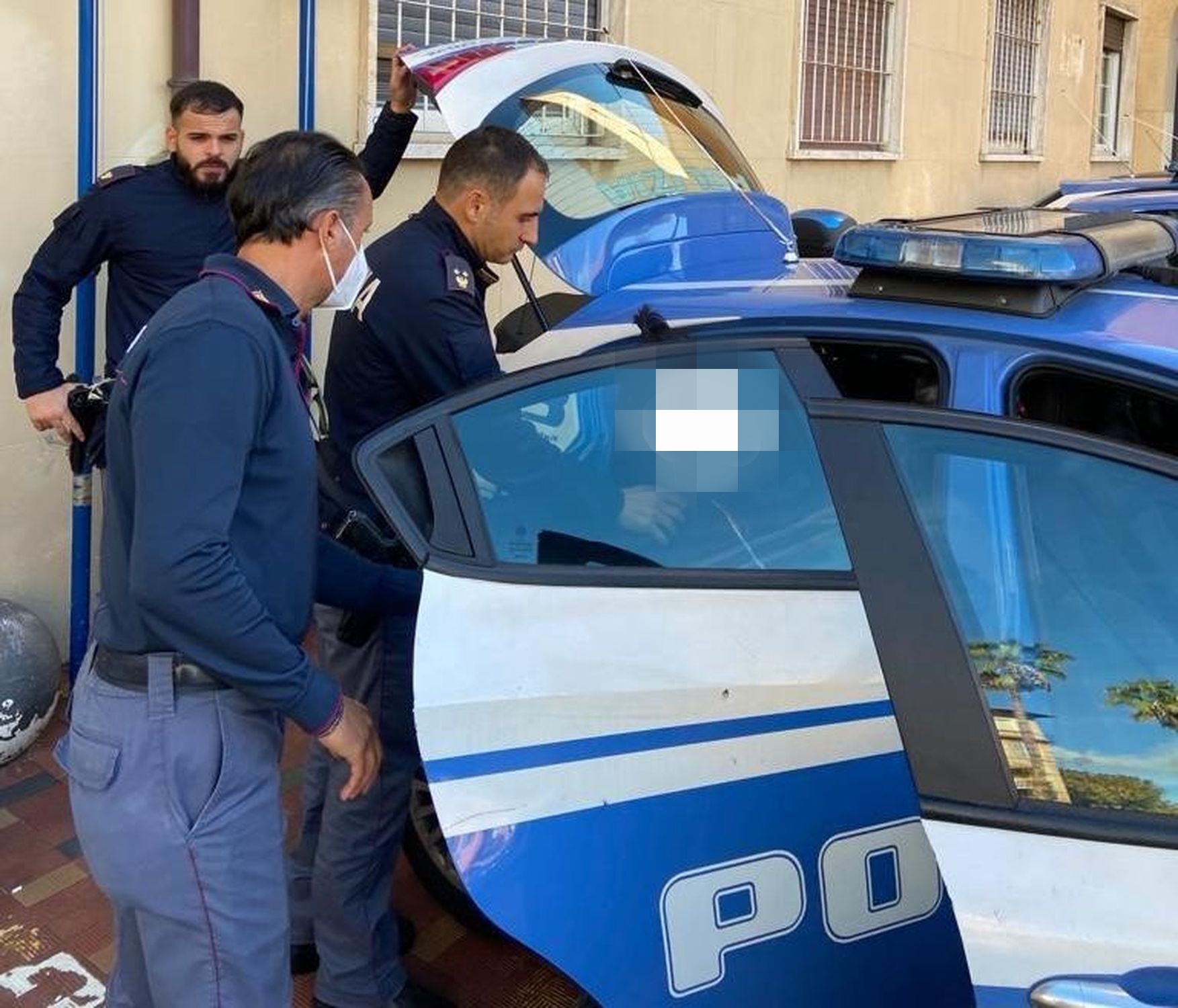 Polizia Di Frontiera Arresta A Ventimiglia Un 17enne Evaso Dal Carcere Minorile Prima La Riviera