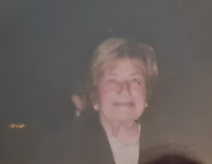 Addio a Enrica, titolare del negozio “Chiuso”