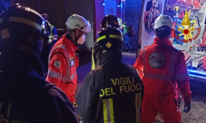 Corto circuito a un palo dell'Enel provoca incendio a Prelà