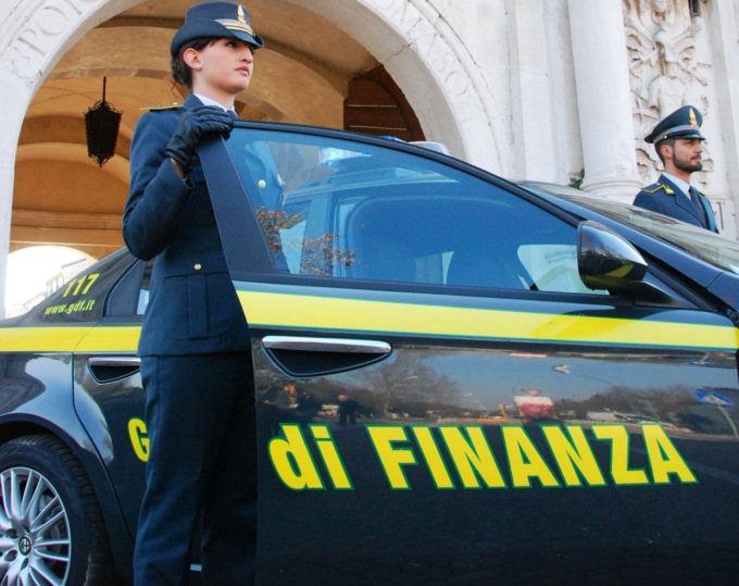 Circonvenzione di incapace: 4 indagati in provincia di Imperia, nei guai anche Donetti e Sciortino