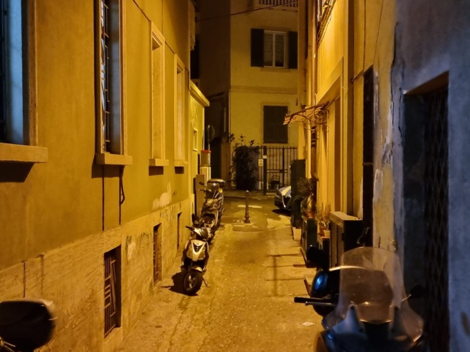 Pacco bomba a Sanremo, vertice in Prefettura tra le forze di polizia