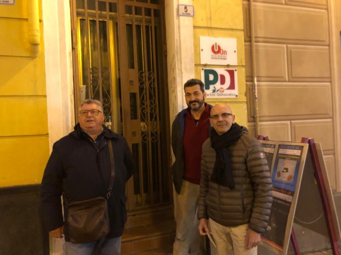 Pd spaccato, cambiata  serratura della sede, dissidenti “sfrattati”