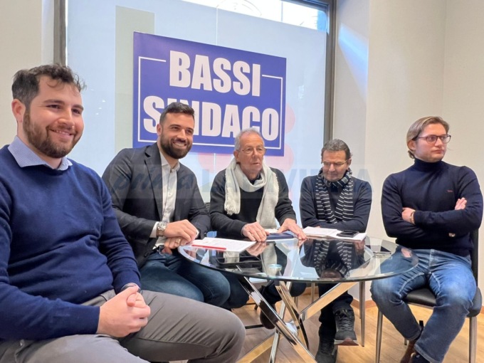Bordighera: il candidato sindaco Bassi presenta i giovani della propria lista