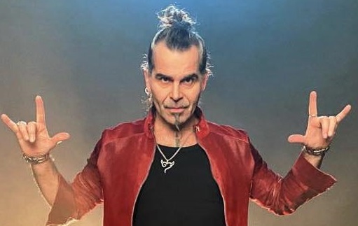 Festival si inizia: stasera si apre il sipario mentre in Piazza Colombo canta Piero Pelù