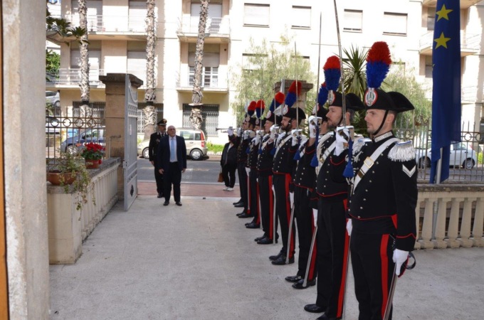 Caserma Somaschini, visita del prefetto