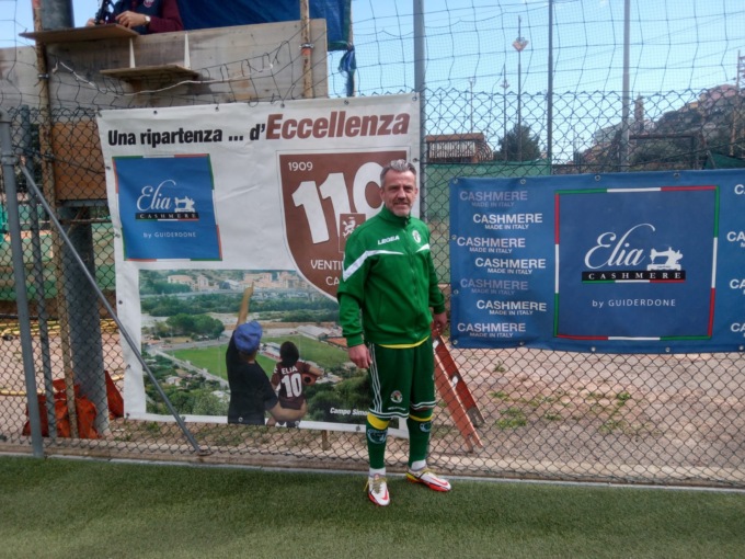 Francesco Flachi: l’ex calciatore di serie A porta la Praese in campo a Ventimiglia