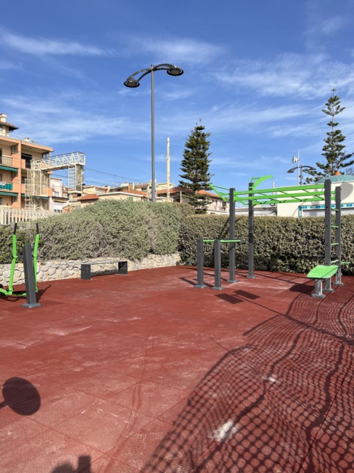 Lavori agli sgoccioli per la nuova area fitness di Bordighera