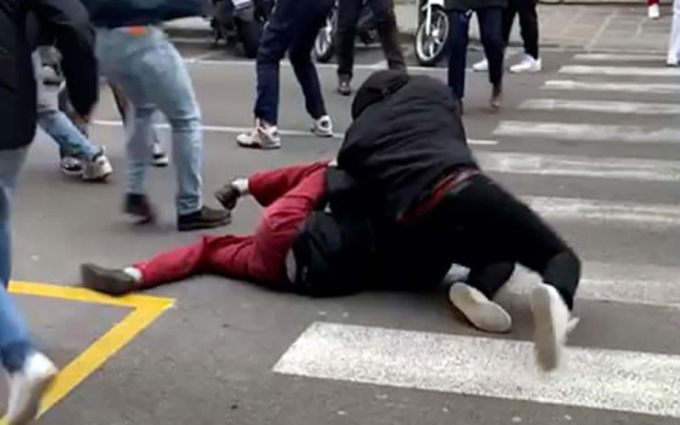 Cassini (tranne un docente) condanna i fatti di Firenze