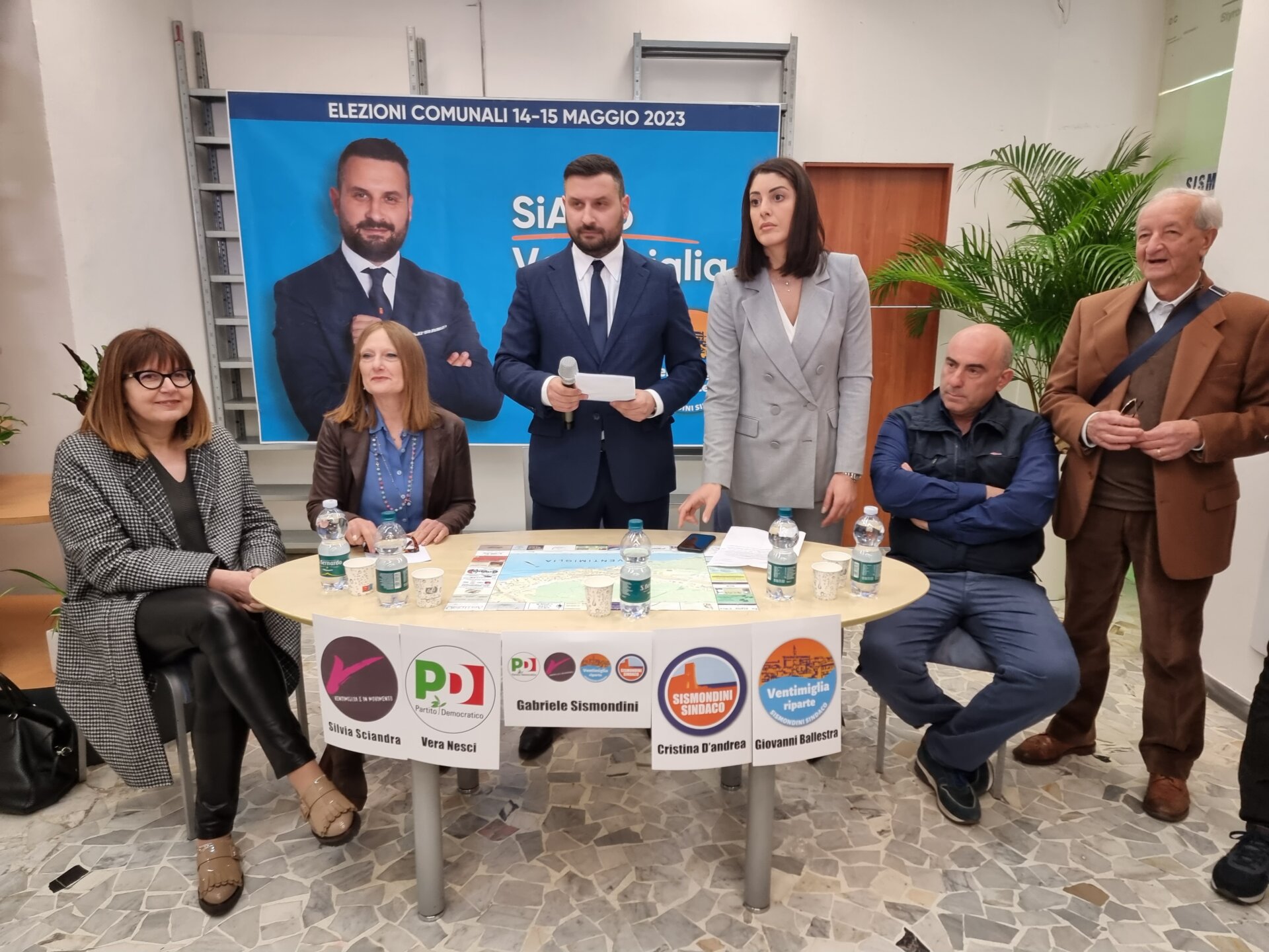 elezioni comunali ventimiglia maggio 2023 gabriele sismondini candidato sindaco presentazione lista 17 marzo 2023_32
