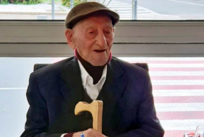 Vive a Sanremo ed ha 104 anni uno degli ultimi minatori italiani in Belgio