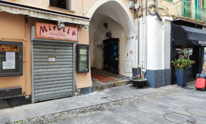 Giallo in via Corradi nel centro di Sanremo. "Odore terrificante, potrebbe essere un cadavere in decomposizione"