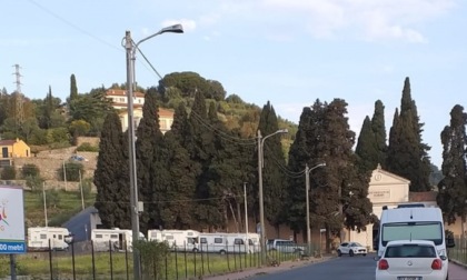 Parcheggio al cimitero: la risposta dei camperisti