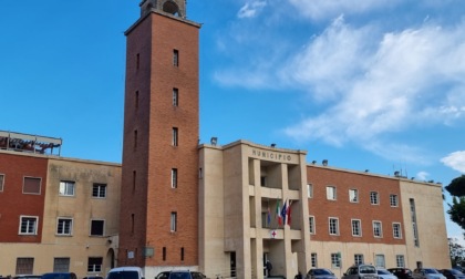 Ventimiglia: prosegue il servizio di posizionamento dei cassoni scarrabili