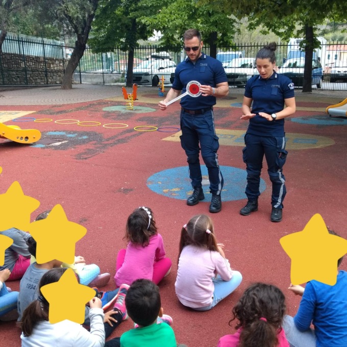 A scuola di educazione stradale con i vigili urbani