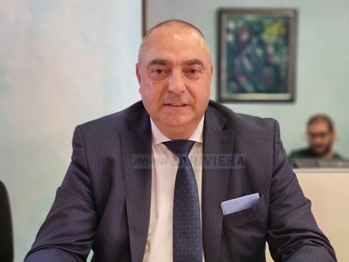 La promessa di Fabio Perri per Vallecrosia “Abbonamenti più equi per tutti e stop alle sanzioni ingiuste”