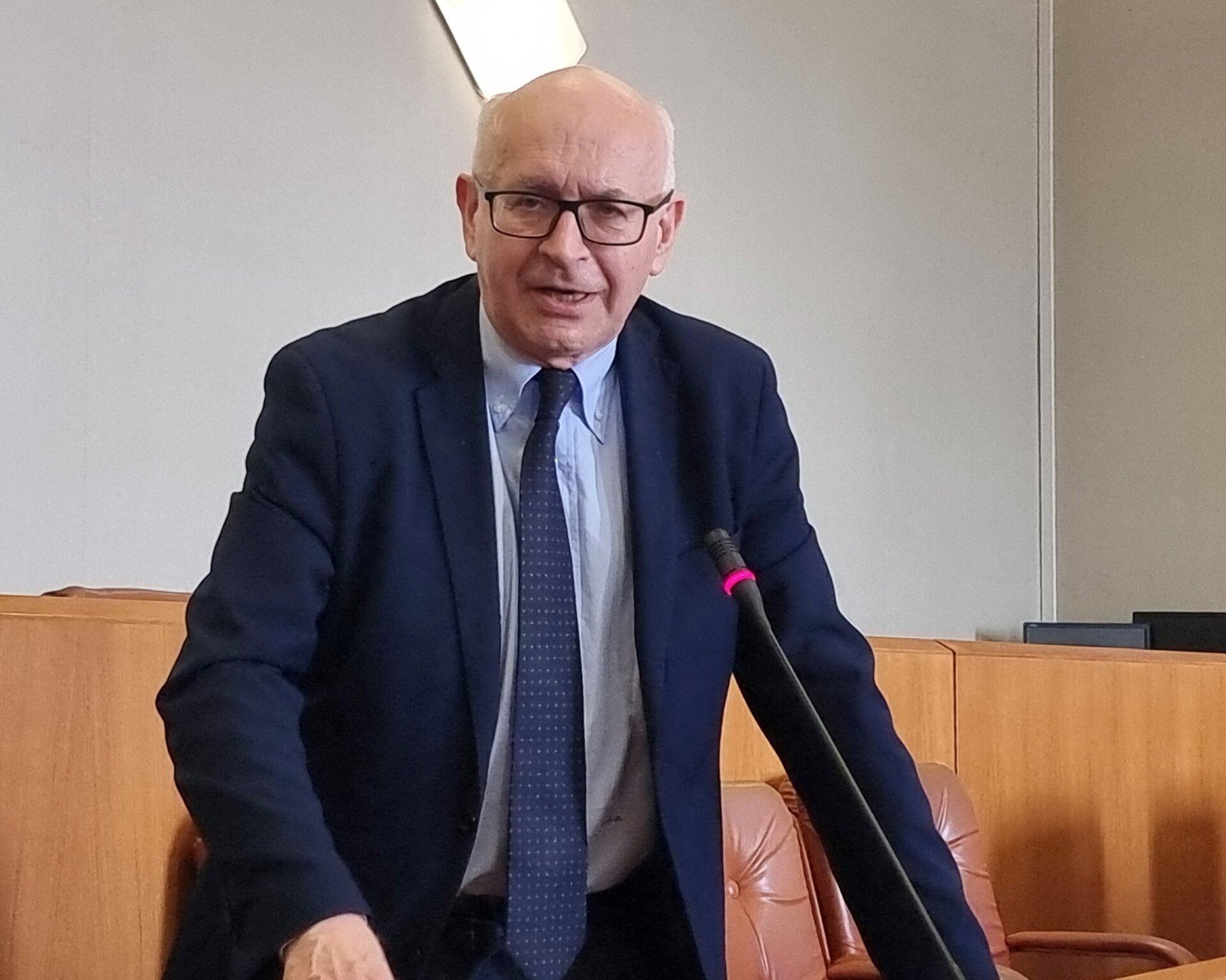 saluto cerimonia comune di ventimiglia commissario straordinario samuele de lucia