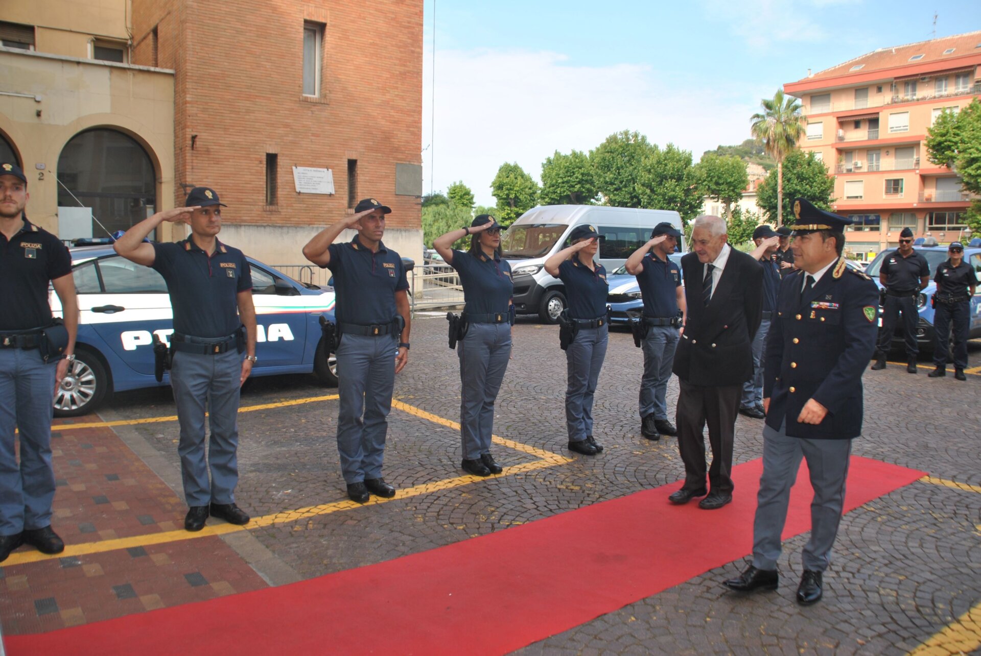 Amarcord Polizia di frontiera di Ventimiglia premia dirigenti del passato Arrivo dr Sica