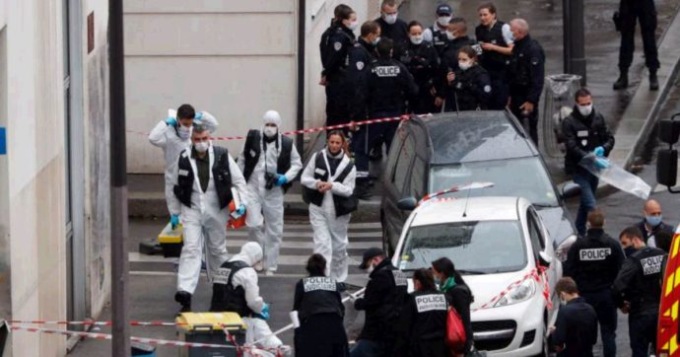 Rinviati a giudizio due sospetti terroristi legati all’attacco a Charlie Hebdo