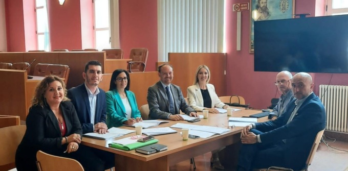 Ventimiglia: nella prima Giunta si approva l’allargamento del marciapiede sul ponte Doria