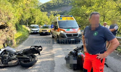 Frontale tra moto e scooter in valle Argentina: 3 feriti, uno in codice rosso