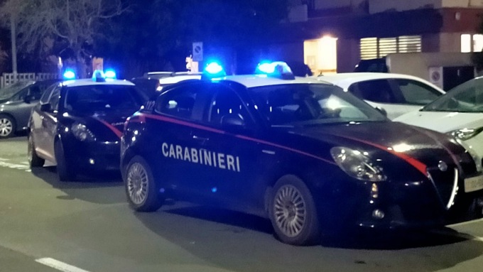 Botte e minacce sul lungo Roja. Due arresti.