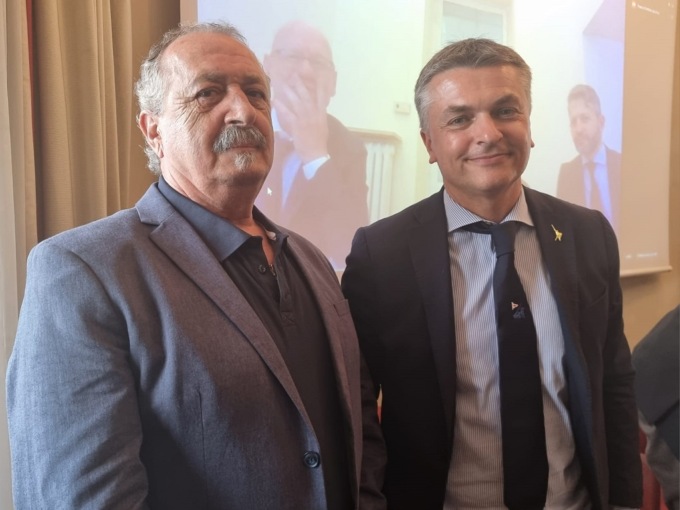 Ritirato il fermo degli autotrasportatori dopo l’accordo per i ristori per gli extra costi dovuti ai cantieri in A10